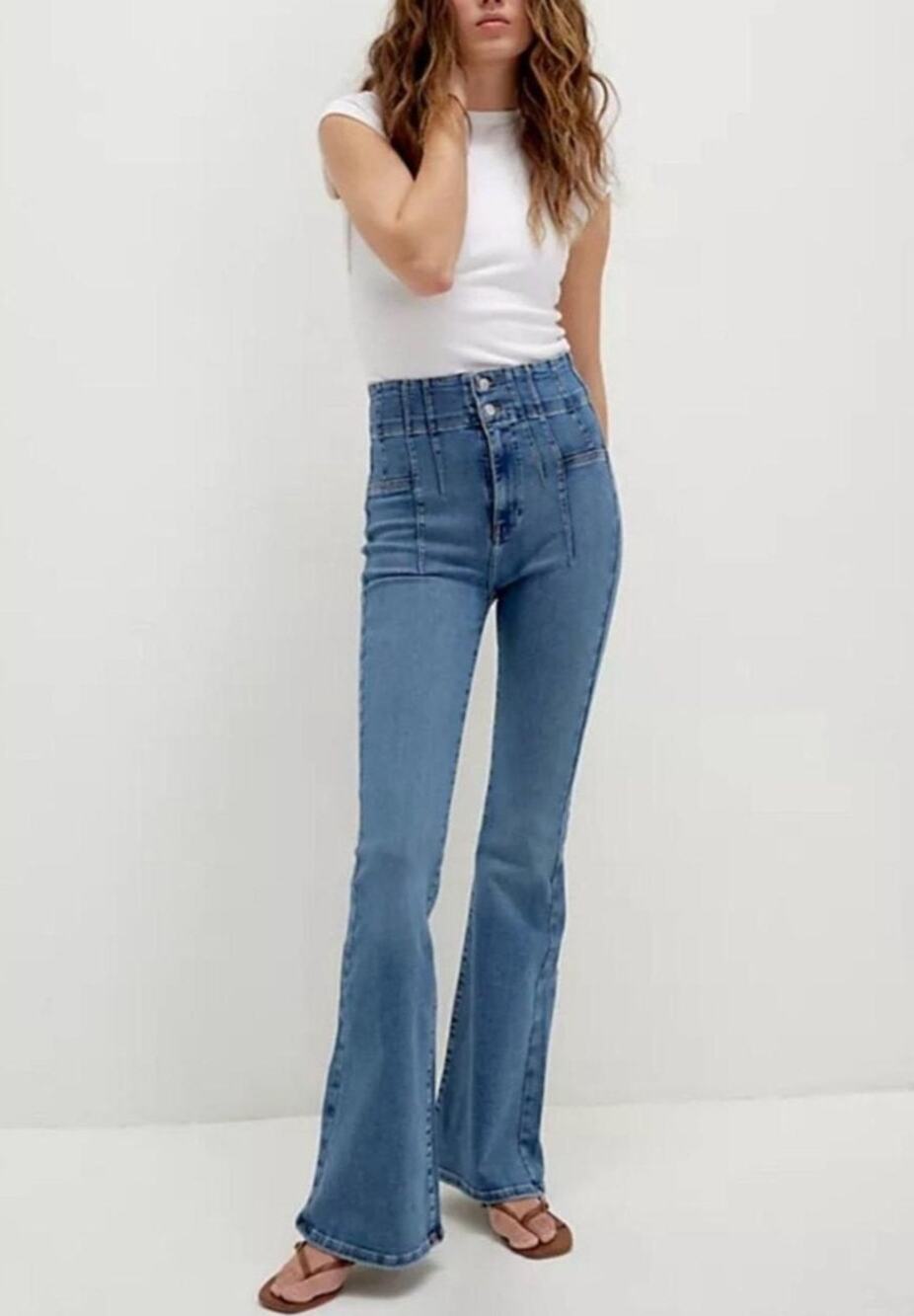 We The Free High Rise Jayde Flare Jeans Size 28 Light Wash Denim Boho Western